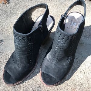 Vince Camuto Black open toe booties Size 10